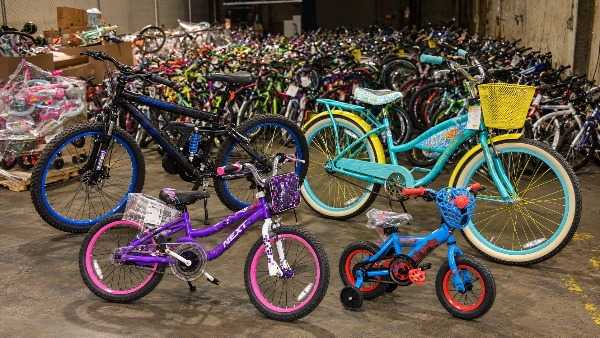 WM Department Store Return Bicycle Truckloads