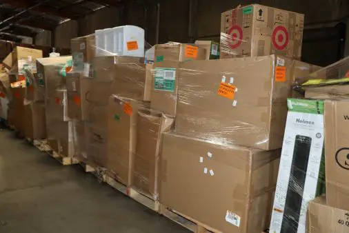 TGT Department Store Customer Return General Merchandise Loads