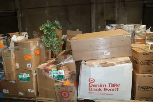 TGT Department Store Customer Return General Merchandise Loads