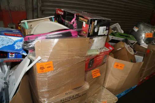 TGT Department Store Customer Return General Merchandise Loads