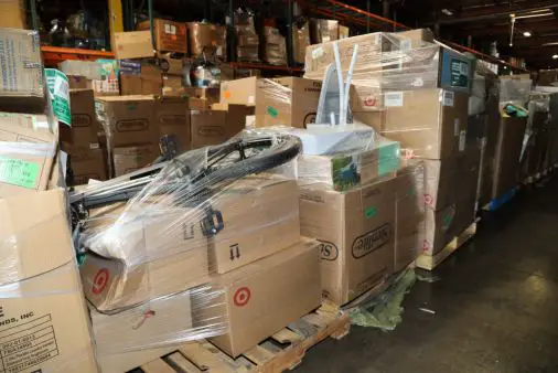 TGT Department Store Customer Return General Merchandise Loads