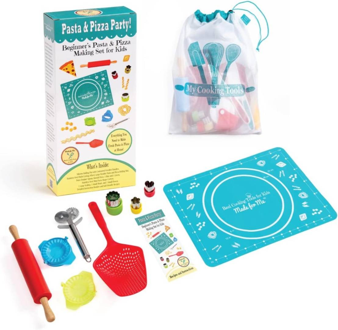  Pancake Party! - The Ultimate Pancake Art Making Gift Set +  Bonus Storage Tote Interactive Cookbook w/QR Codes scan Free Virtual  Cooking Classes : Home & Kitchen