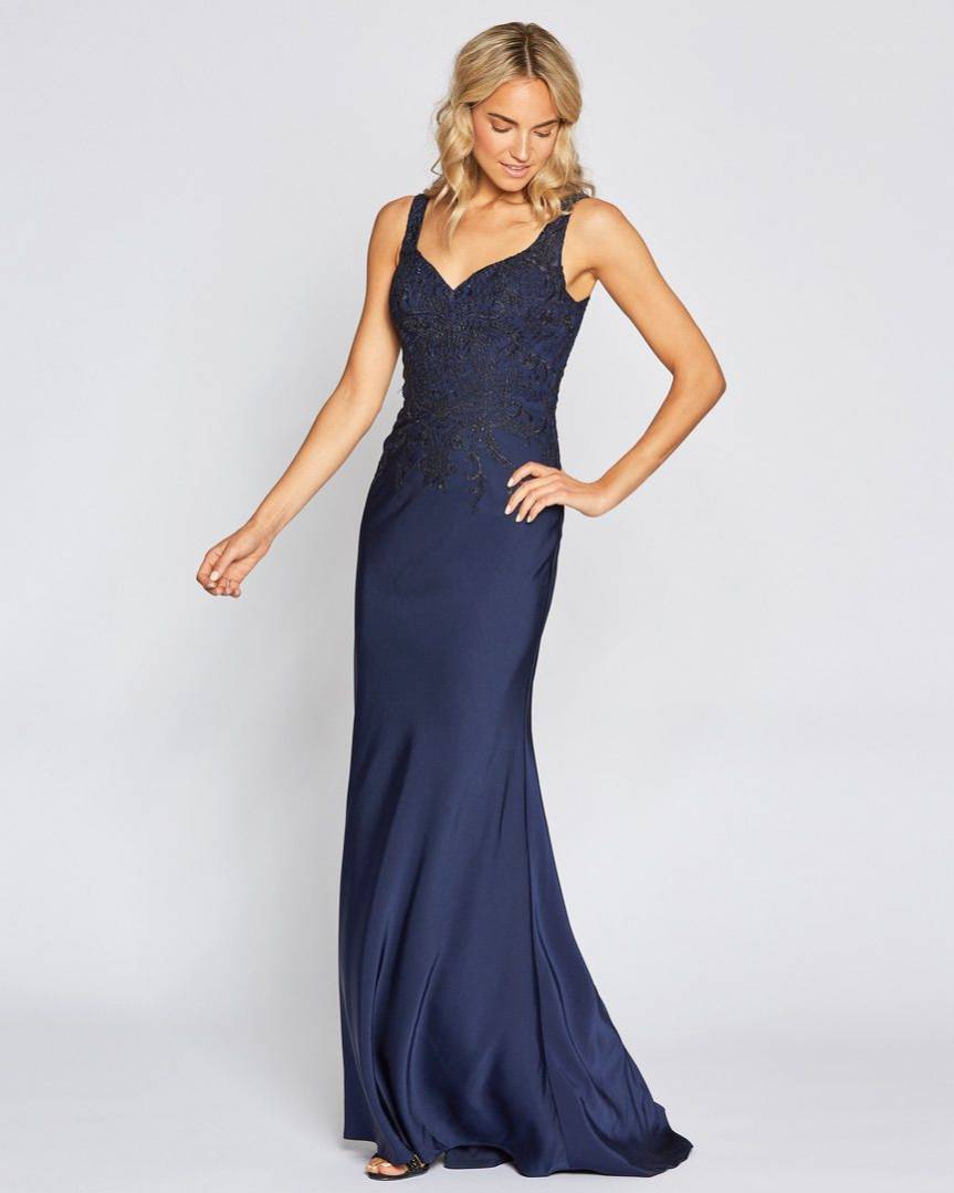 Via Trading New Overstock Manifested Formal Dresses