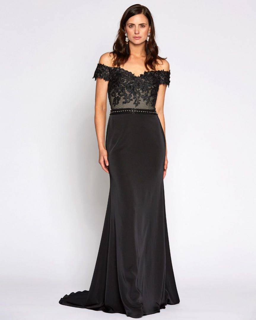 Via Trading New Overstock Manifested Formal Dresses